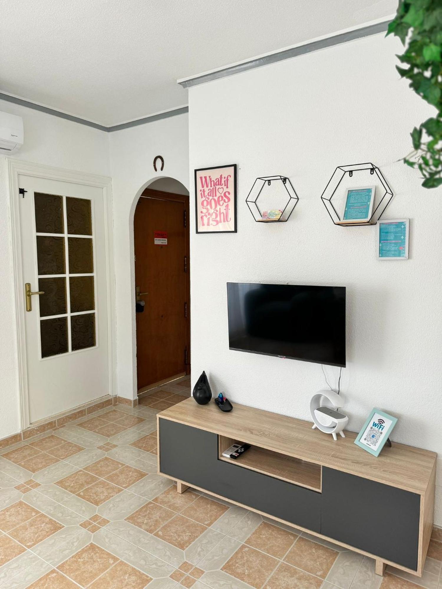 Carmina Apartment, Disfruta Del Sol Y Del Relax! Τορεβιέχα Εξωτερικό φωτογραφία
